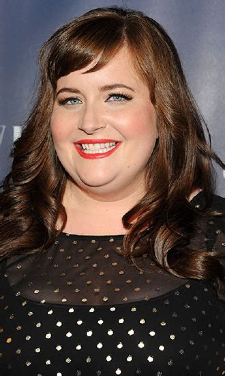 Aidy Bryant – Hollywood Life