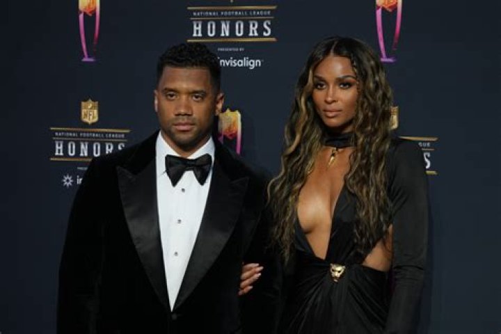 Ciara Disses Future After He Shows Up At Husband Russell Wilson’s Football Game – Hollywood Life