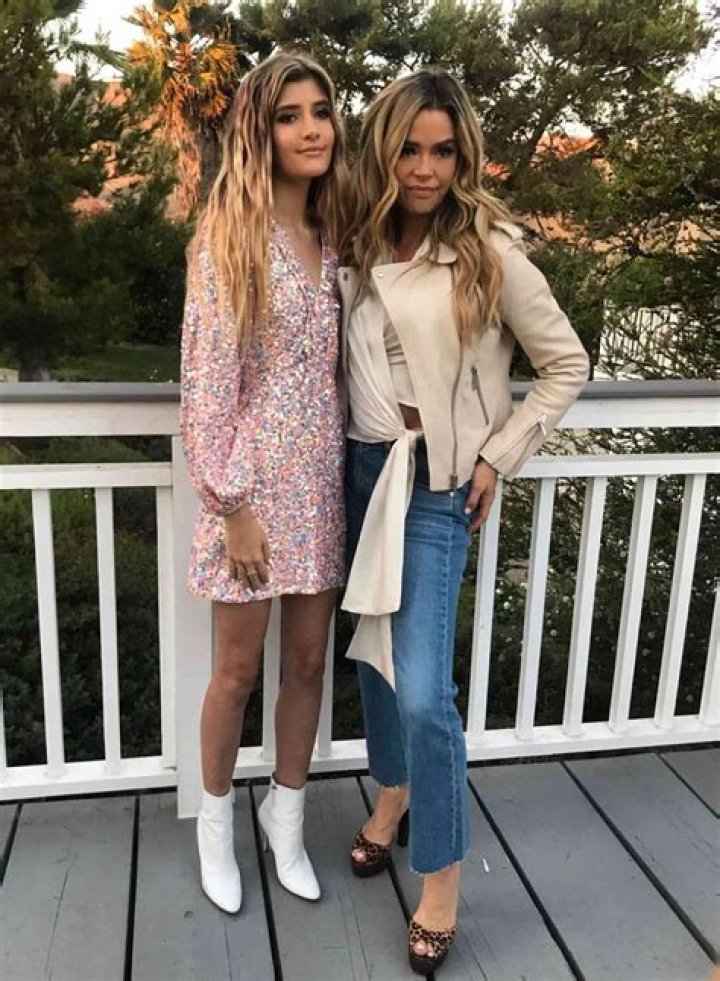 Denise Richards’ Daughter Sami, 17, Sticks Her Tongue Out, Says ‘Nothing Is Real’ Amid Family Drama