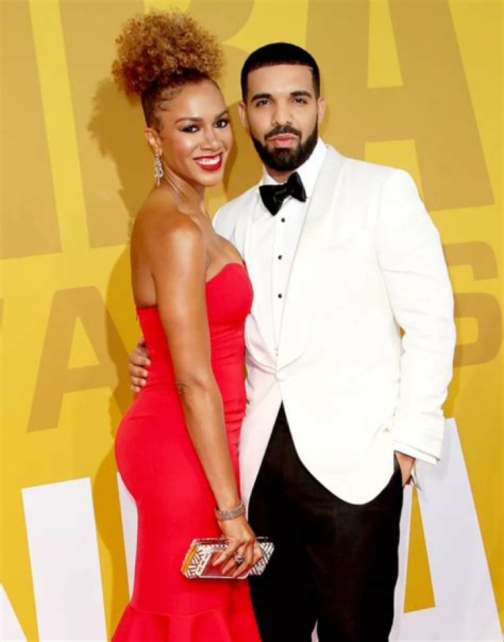 Is Drake Dating Sexy Model Malaika Terry? Couple Spotted on Romantic Stroll