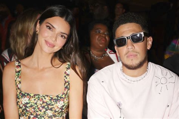 Kendall Jenner Chows Down On Gelato After Being Called Fat