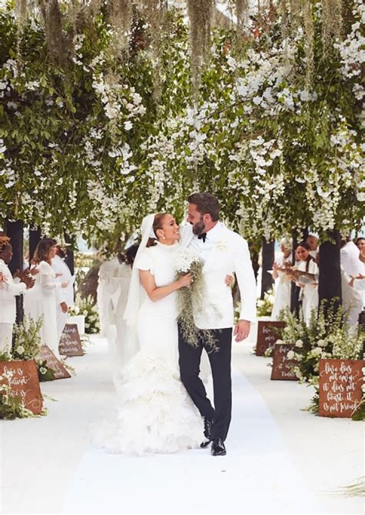 Matt Damon Departs Ben Affleck & Jennifer Lopez’s Wedding With Wife Luciana Barroso & Their Kids