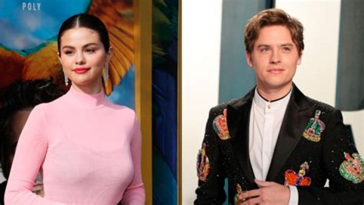 Selena Gomez Says First Kiss With Dylan Sprouse Was ‘Awkward’ – Hollywood Life